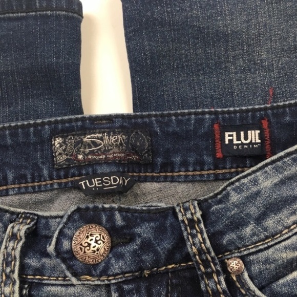 Silver Tuesday Boot Cut Distressed Jeans Sz 25 - Picture 4 of 7